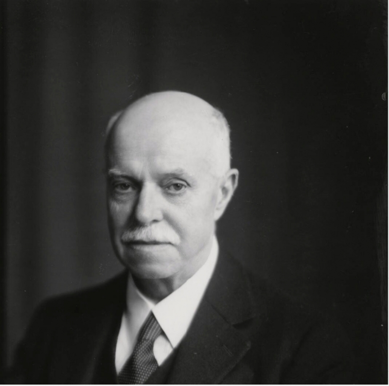  60 - Sir THOMAS HUNTER
